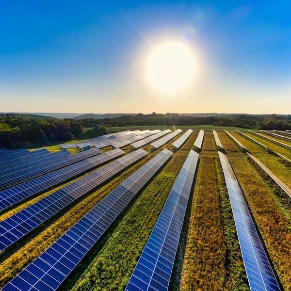Solar4U - уеб система за управление на PV централи и системи за съхранение на електрическа енергия